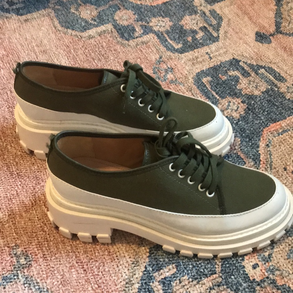 Excellent condition Shutz lug sole lace ups. Never worn.